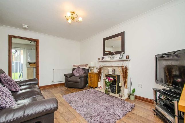 28, Chequers Court, Cannock photo 2