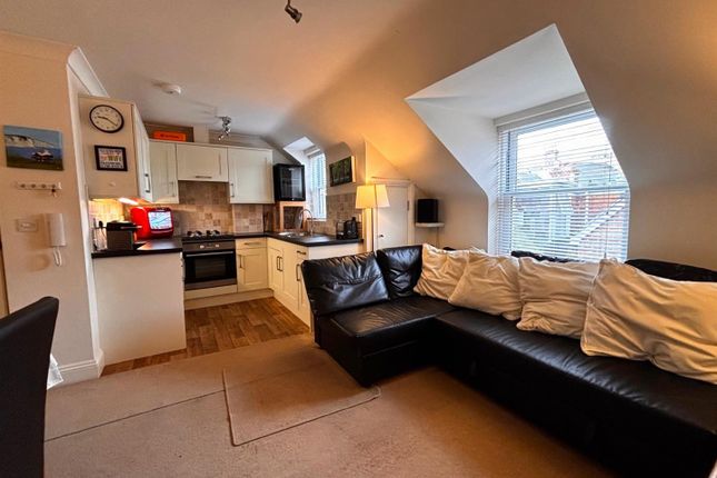 Flat 2, East Court,  2-4, Kings Road East, Swanage photo 3