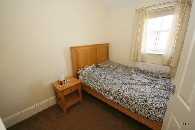 Flat to rent in Gilesgate, Durham
