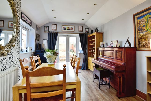 376, Liverpool Road, Staffordshire photo 3