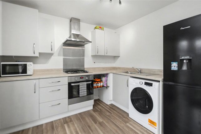 39, Welles Avenue, Leeds photo 3