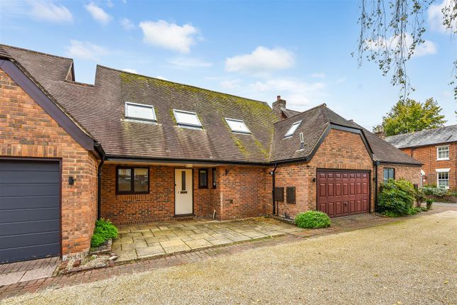 2, Spring Place, Romsey photo 2
