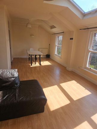 Apartment 4, 38 Croxteth Road, Liverpool photo 5