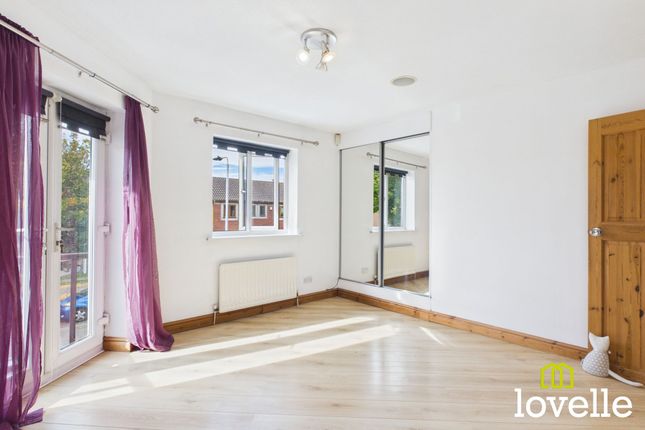 21 Ocean Boulevard, Hull photo 4