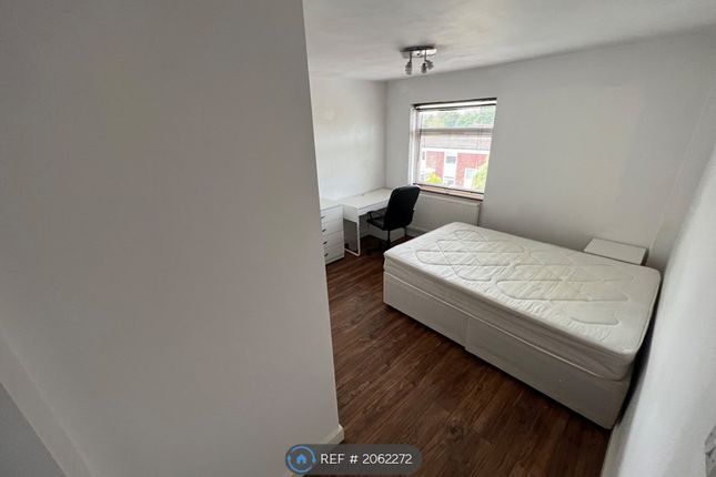 Terraced house to rent in Metchley Drive, Birmingham