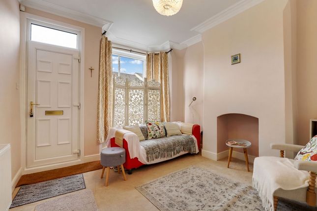 23 Hungerhill Road, Nottingham photo 4