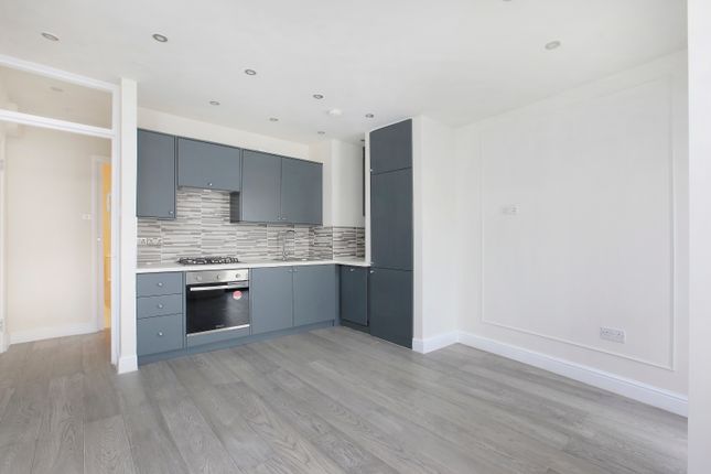 Flat for sale in Dalebury Road, Wandsworth, London