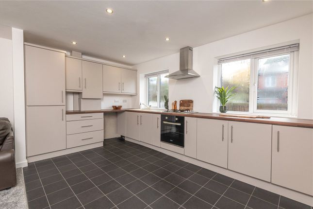 4, Sandon View, West Yorkshire photo 3