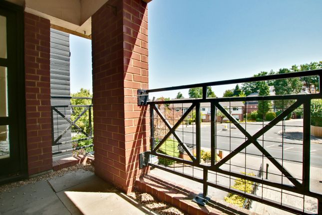 14  Flat 8, Shortlands Road, Bromley photo 5