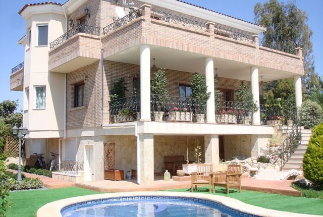 Thumbnail Villa for sale in Calle Pirineos, 2, 03170 Cdad. Quesada, Alicante, Spain