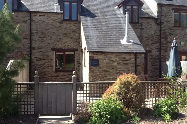 Thumbnail Cottage to rent in Llanllawddog, Carmarthen, Carmarthenshire