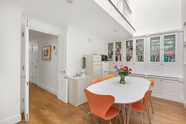 11, Elnathan Mews, London photo 3