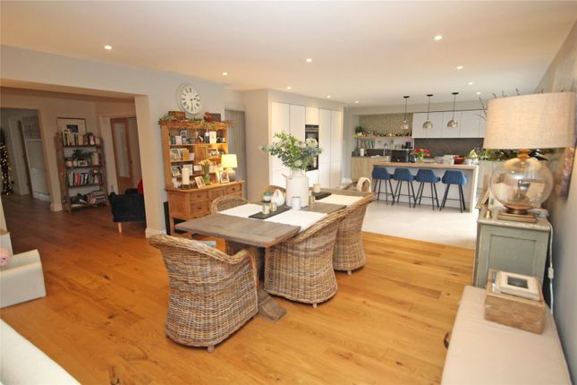31, Barrs Wood Road, Hampshire photo 3