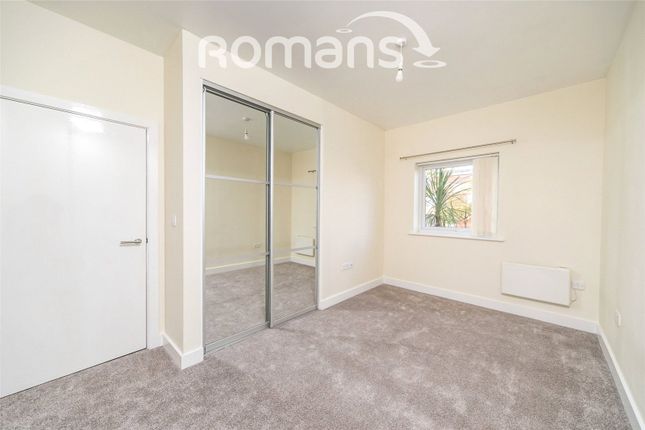 Flat 14,, Heron House, Reading photo 4