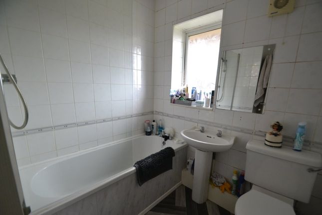 37, West Street, St. Georges photo 5