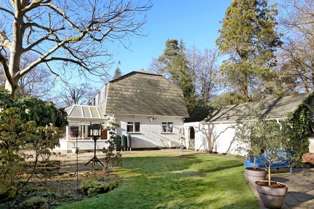 Country house for sale in Stoke Wood, Stoke Poges