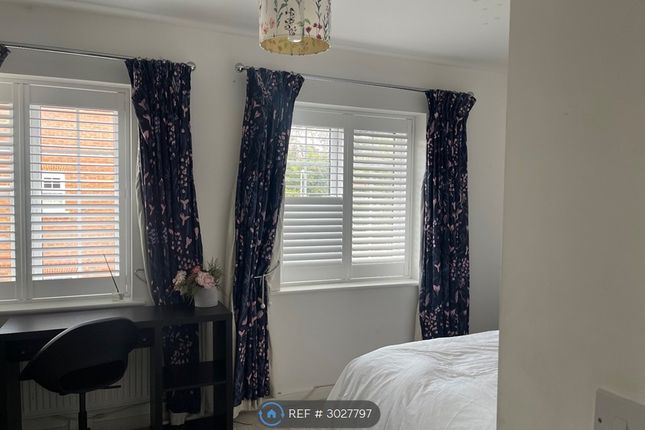 Robinson Avenue, Barming, Maidstone photo 3
