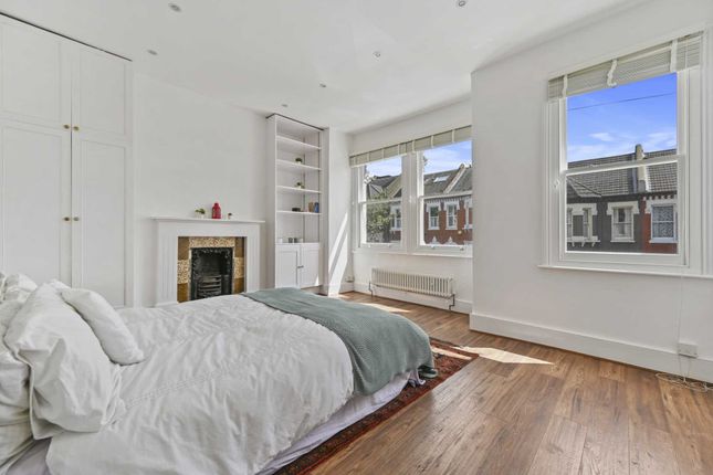 77, Kelmscott Road, London photo 4