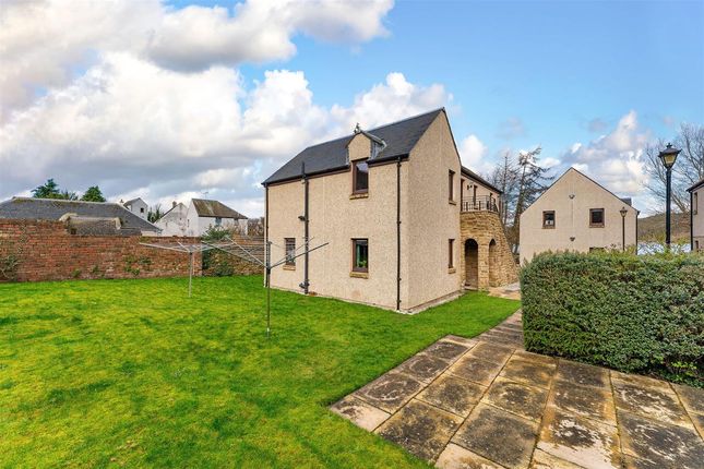 Flat for sale in Lochside Mews, Linlithgow