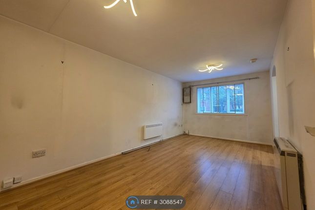 Hounslow photo 3