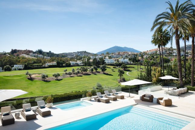 Thumbnail Villa for sale in Los Naranjos Golf, Marbella, Malaga, Spain