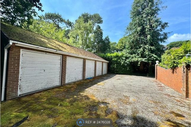 Garage.