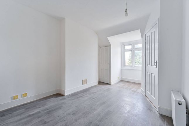 Thumbnail Flat to rent in Conyers Road, Streatham Common, London