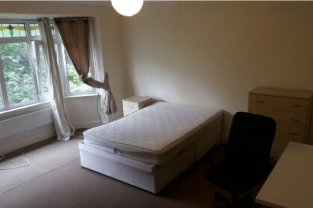 Thumbnail Flat to rent in Ffynone Drive, Uplands, Swansea