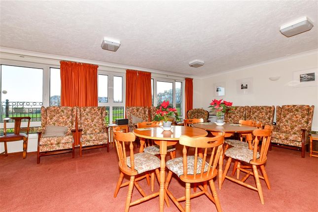 Flat for sale in Queens Parade, Cliftonville, Margate, Kent