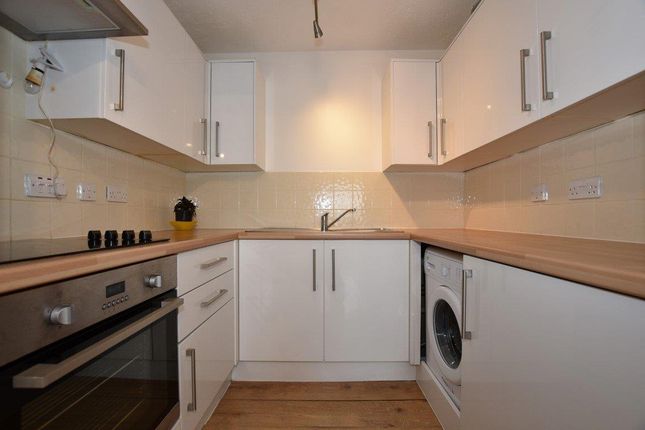 Flat 1, 158, Norman House, Norman Road photo 3