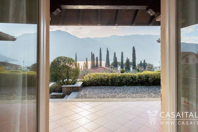 Villa for sale in Tremezzo, Lombardia, Italy