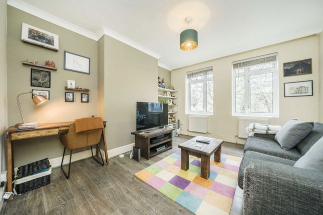 Flat 28, Pinkham Mansions, Brooks Road, London photo 2