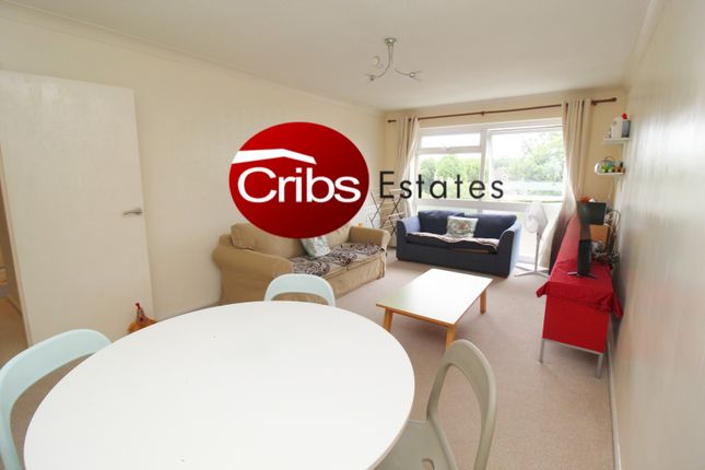 2 Bedroom Flat To Rent In Sutton