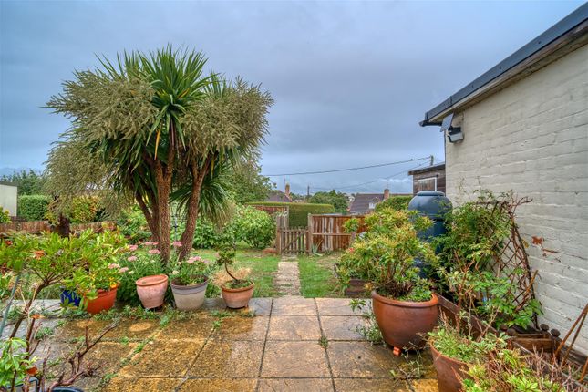 36, Manston Road, Sturminster Newton photo 2