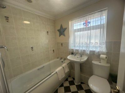 2, Merriott Place, Newport photo 4