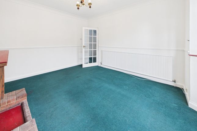 191 Village Way, Beckenham, Kent photo 4