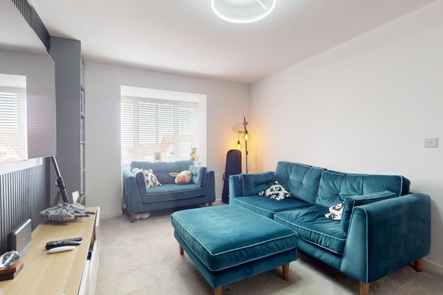 1, Lufton Close, Sunderland photo 4