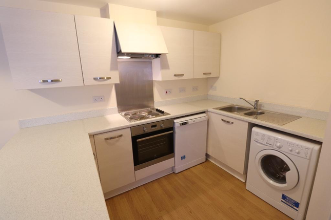 Flat to rent in Kenneth Close, Prescot