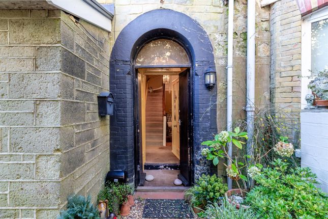 11, Spring Gardens, Bonchurch photo 2