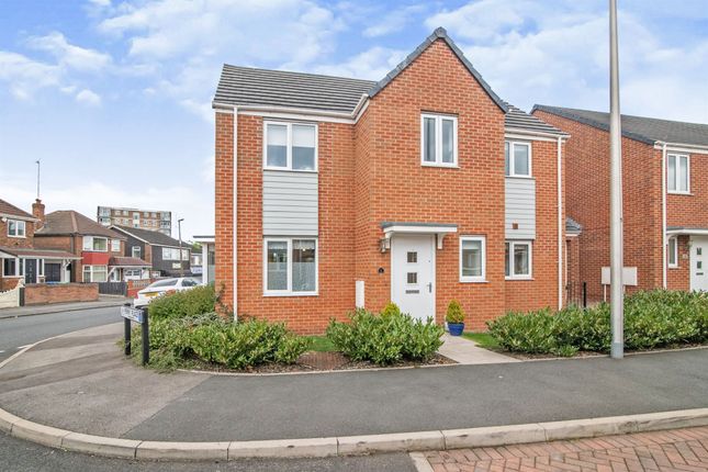 3 bed detached house for sale in Perry Place, West Bromwich B70