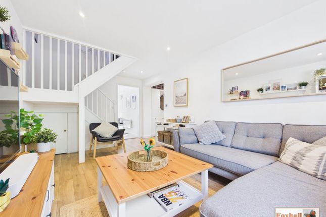 14, Burgess Place, Ipswich photo 4
