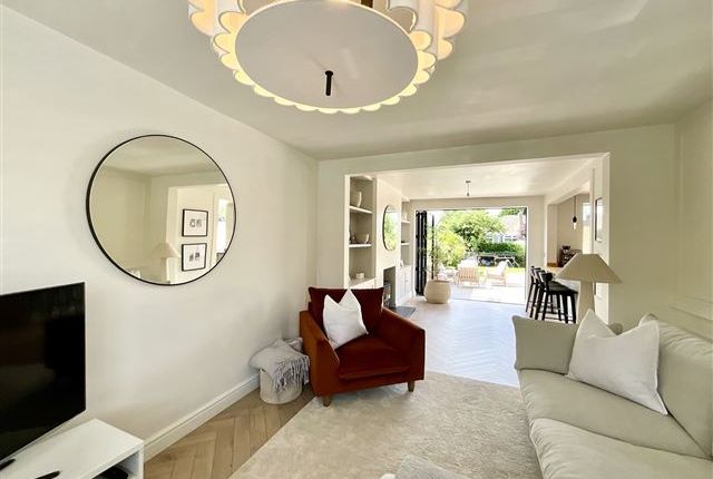 25, Rosslyn Avenue Aston, Sheffield photo 3