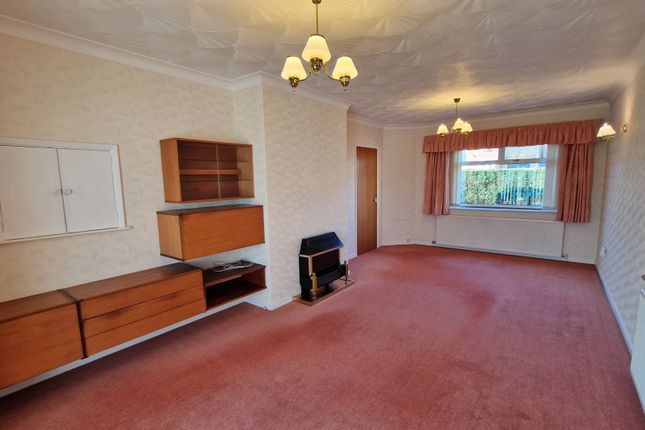 Bungalow for sale in Lyngate Avenue, Birstall