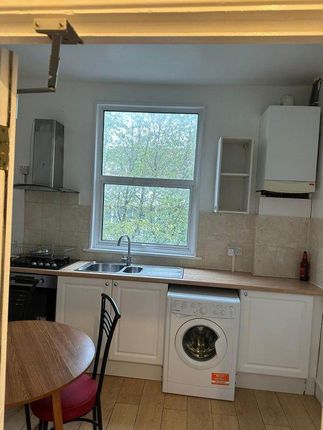 Room 4, 269B, Caledonian Road, London photo 3