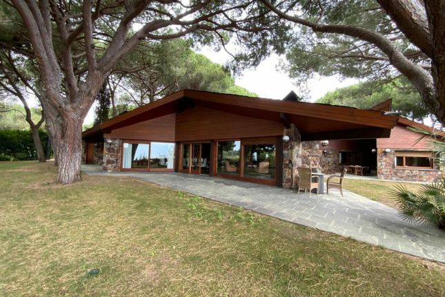 Thumbnail Villa for sale in Sant Andreu De Llavaneres, Barcelona Area, Catalonia