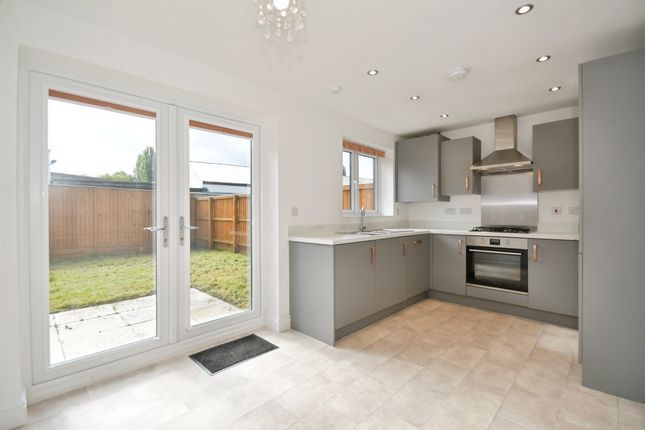 49, Weavers Road, Matlock photo 2