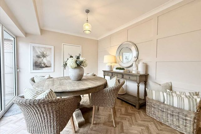 69, Burnside Grove, Nottingham photo 4