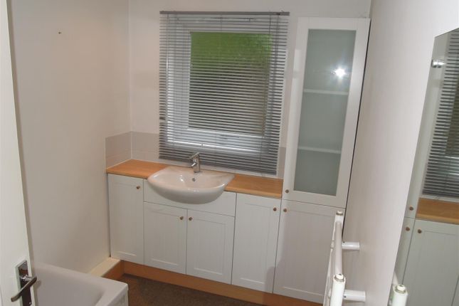 Flat for sale in Baron Court, Stevenage