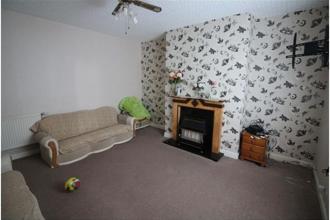 108, Springdale Street, Thornton Lodge, Huddersfield photo 3