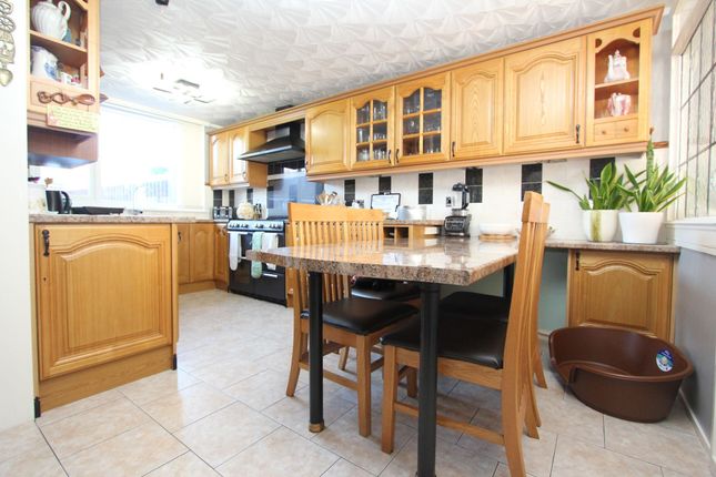 36 Lidmore Road, Barry photo 4